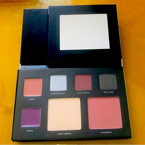 NEW Deck of Scarlet palette edition #04 - Picture 1 of 4